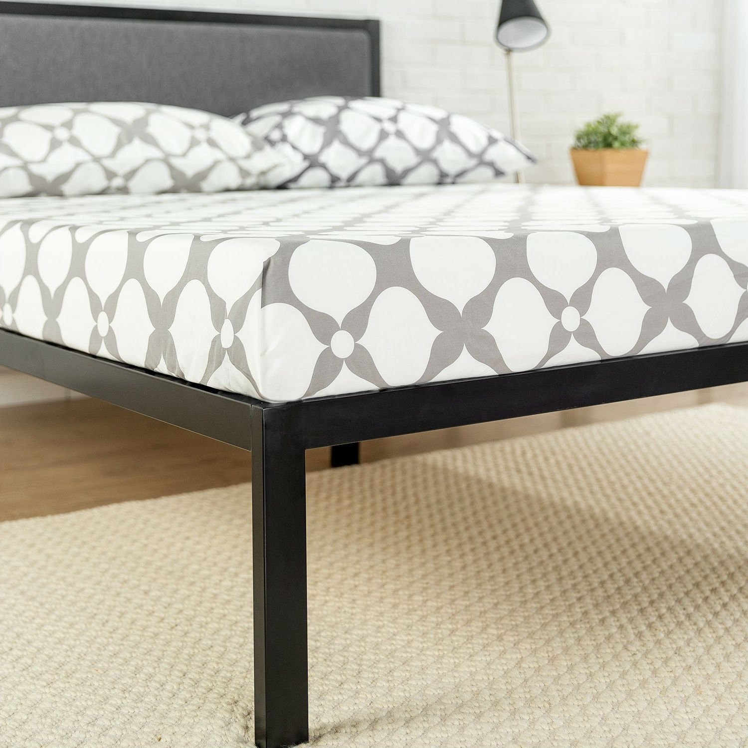 Full/King Size Metal Platform Bed Frame Wood Slat Mattress Foundation Bedroom 